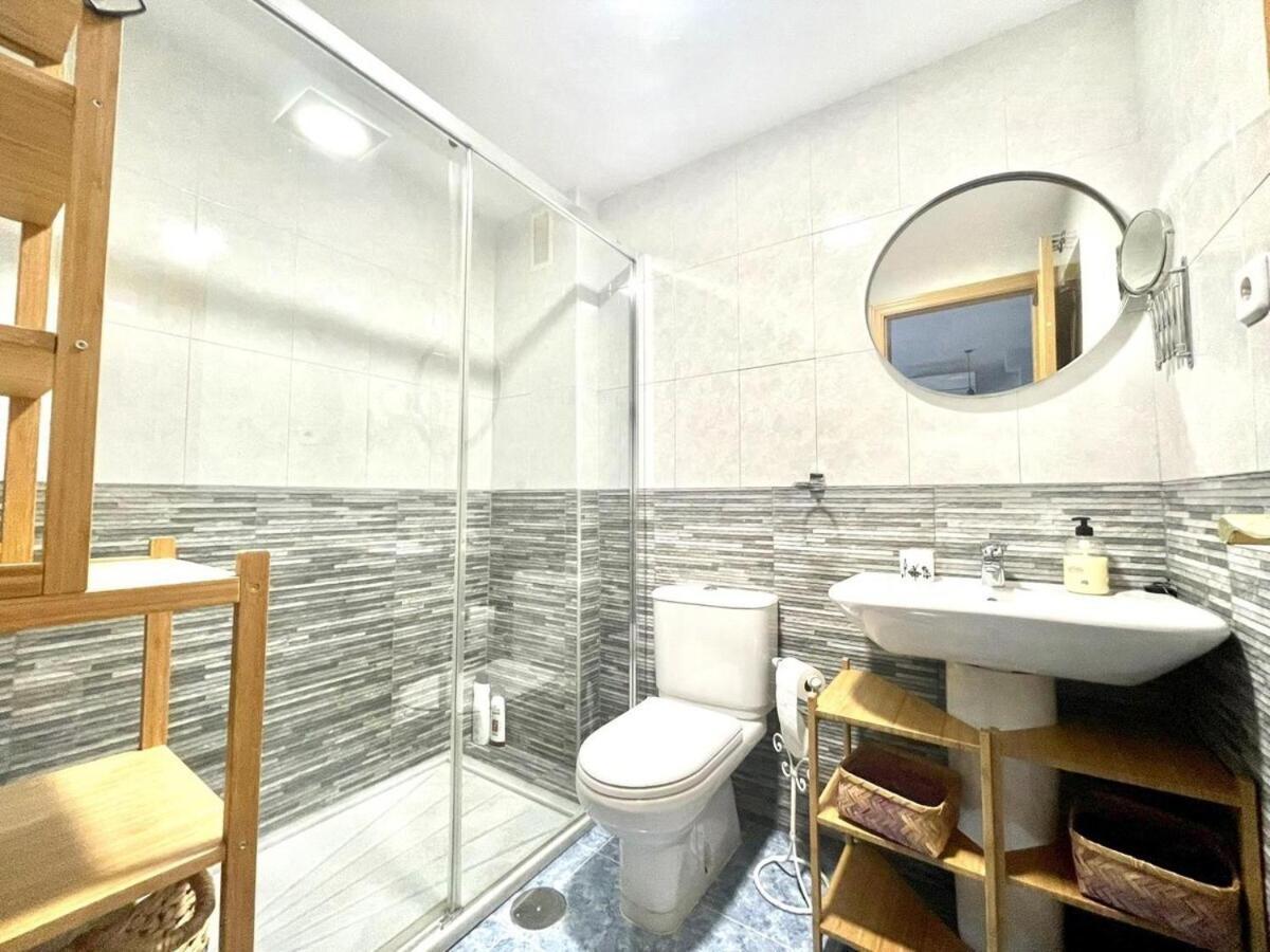 Calu Homes Duplex Cerca Playa De Huelin Malaga Ngoại thất bức ảnh