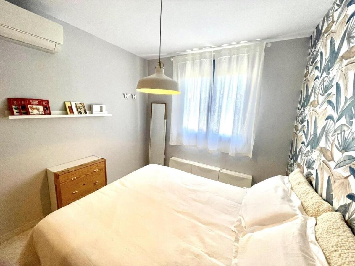 Calu Homes Duplex Cerca Playa De Huelin Malaga Ngoại thất bức ảnh