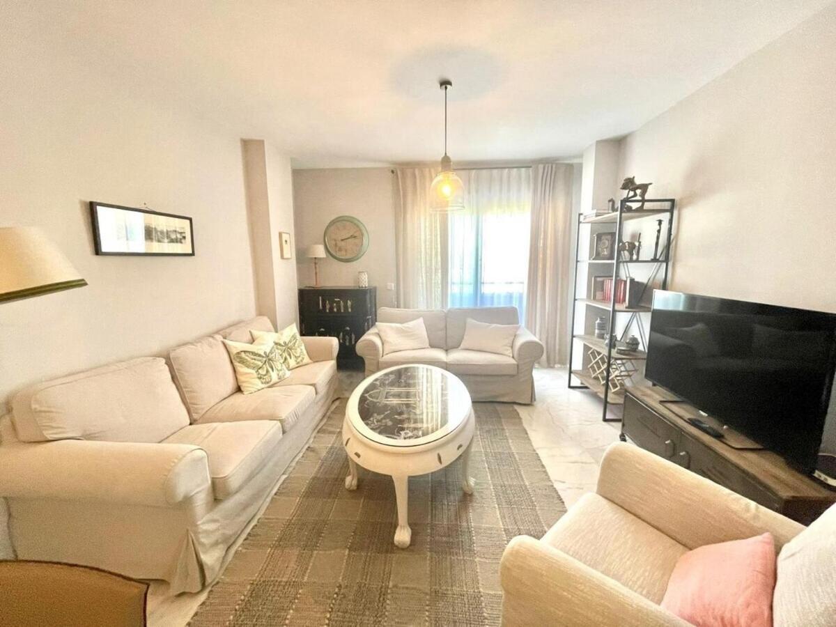 Calu Homes Duplex Cerca Playa De Huelin Malaga Ngoại thất bức ảnh